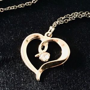 Gold heart zirconia pendant necklace